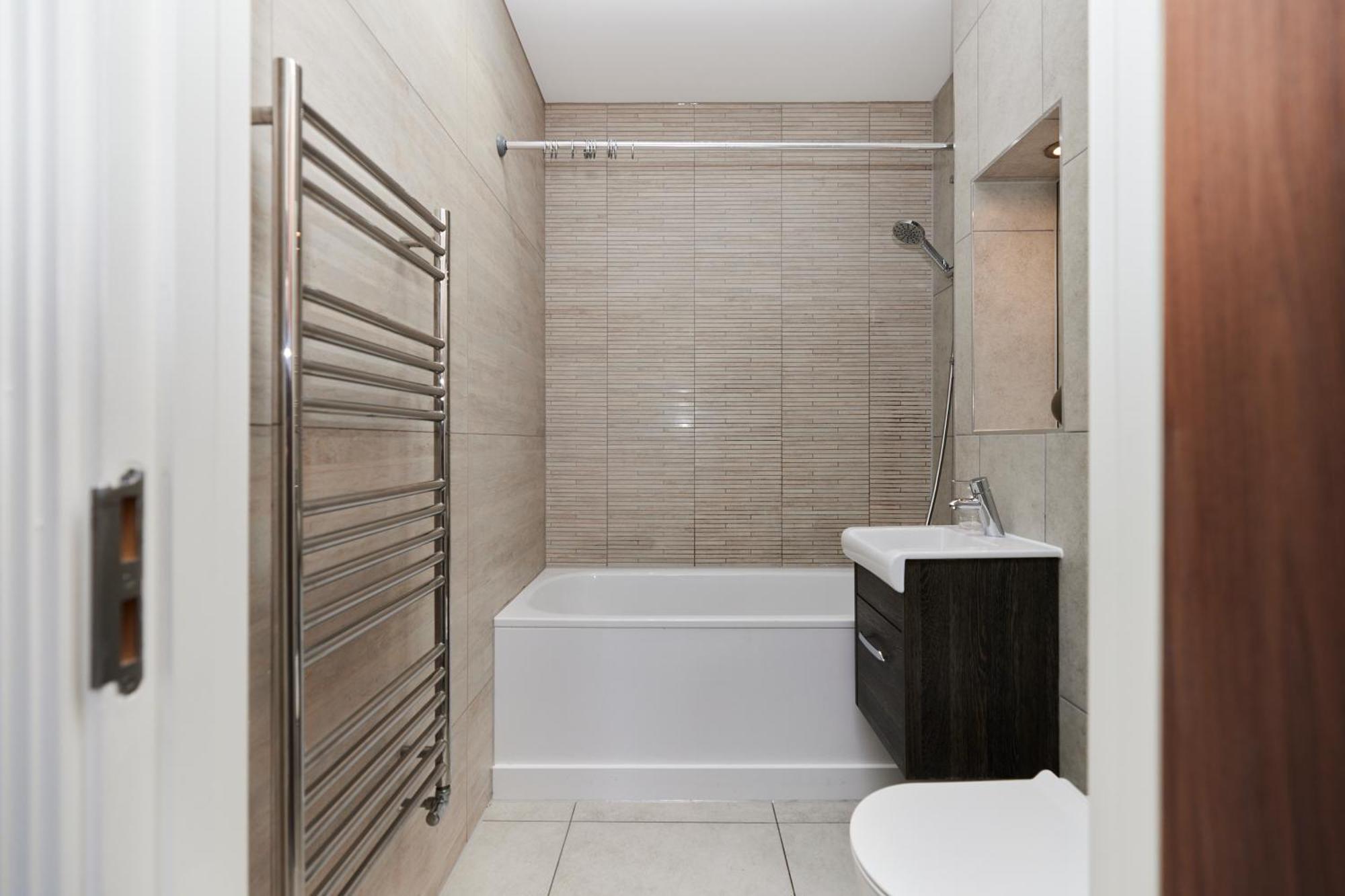 The Wembley Hideaway - Bright 2bdr Flat Appartamento Londra